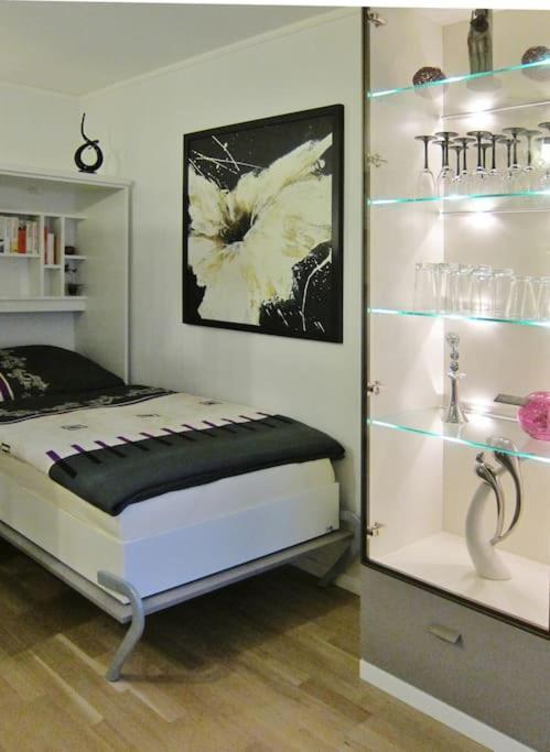 Modernes 1 Zimmer Luxusappartement Kleiner Roland Mit Parkplatz Und Balkon In Bremen Naehe Zentrum Bagian luar foto