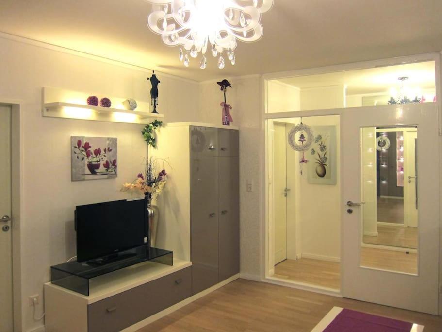 Modernes 1 Zimmer Luxusappartement Kleiner Roland Mit Parkplatz Und Balkon In Bremen Naehe Zentrum Bagian luar foto