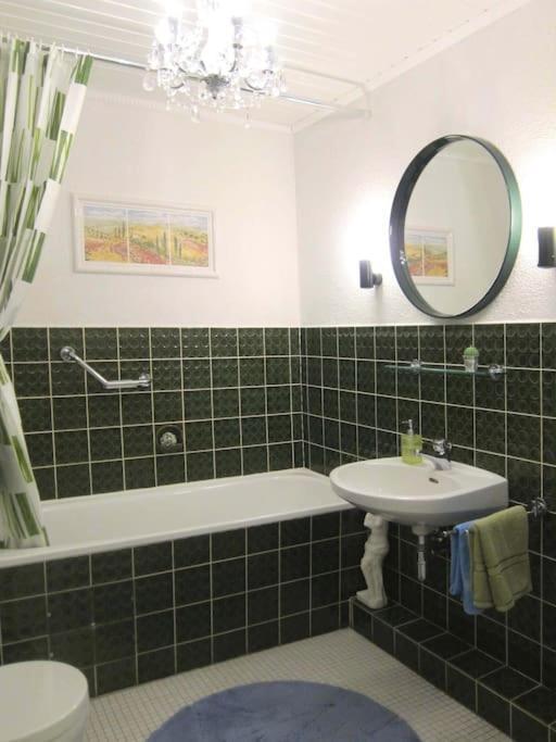Modernes 1 Zimmer Luxusappartement Kleiner Roland Mit Parkplatz Und Balkon In Bremen Naehe Zentrum Bagian luar foto